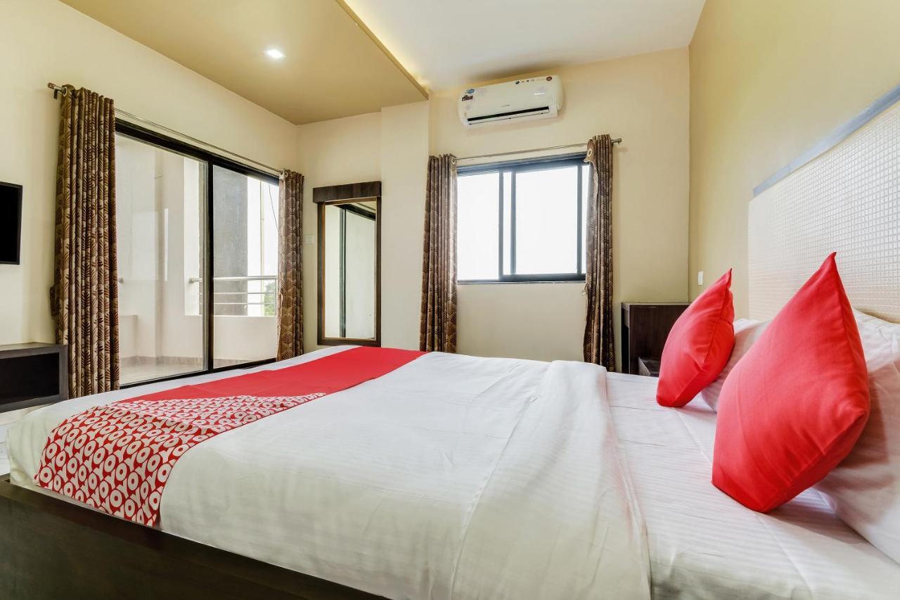 Oyo 48352 Hotel Bhagyalaxmi Kala Экстерьер фото