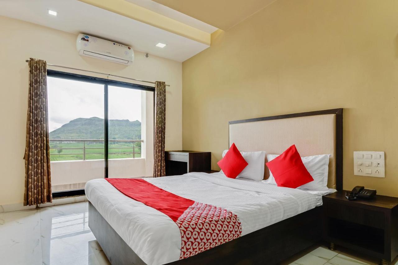Oyo 48352 Hotel Bhagyalaxmi Kala Экстерьер фото